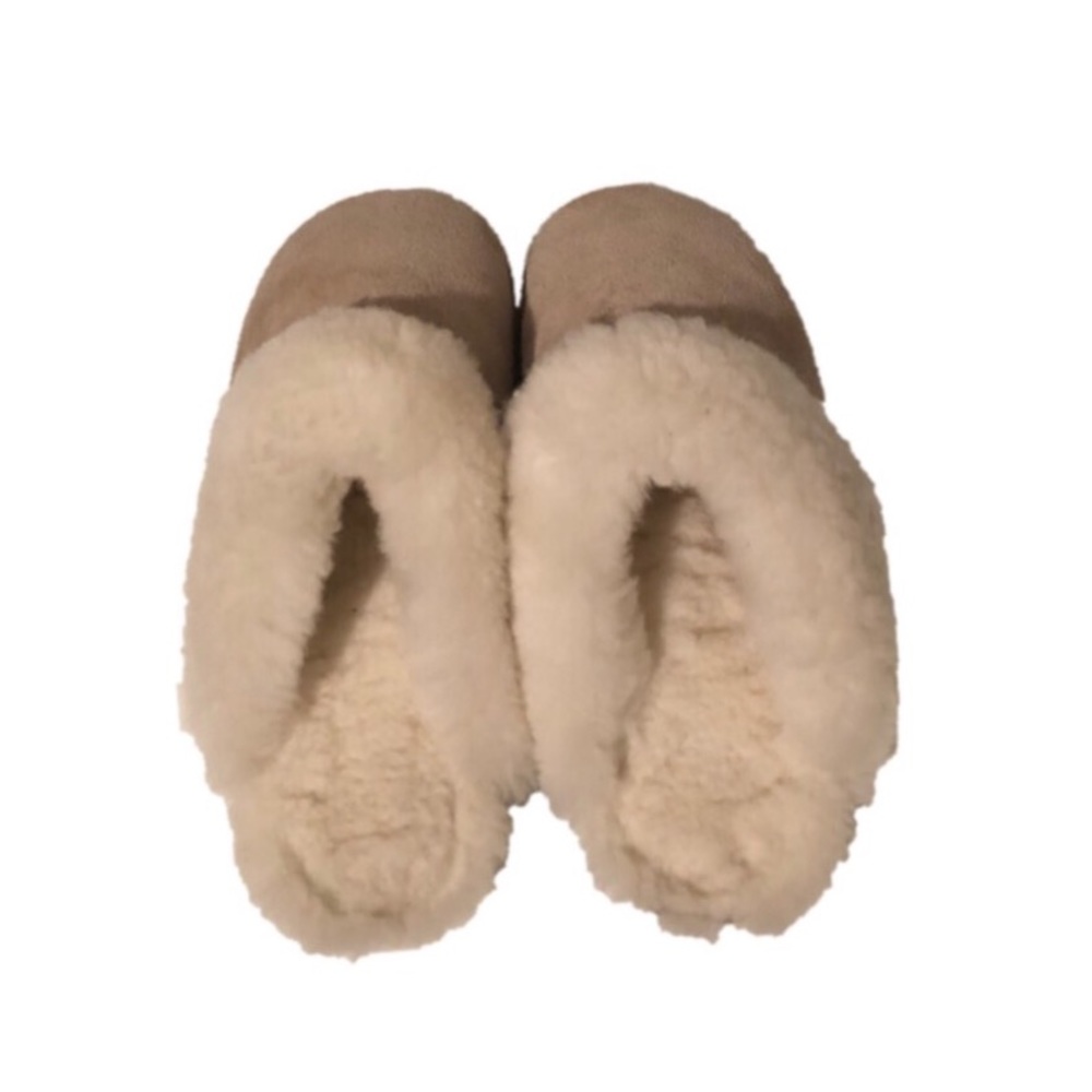 BEARPAW Cream Slippers
